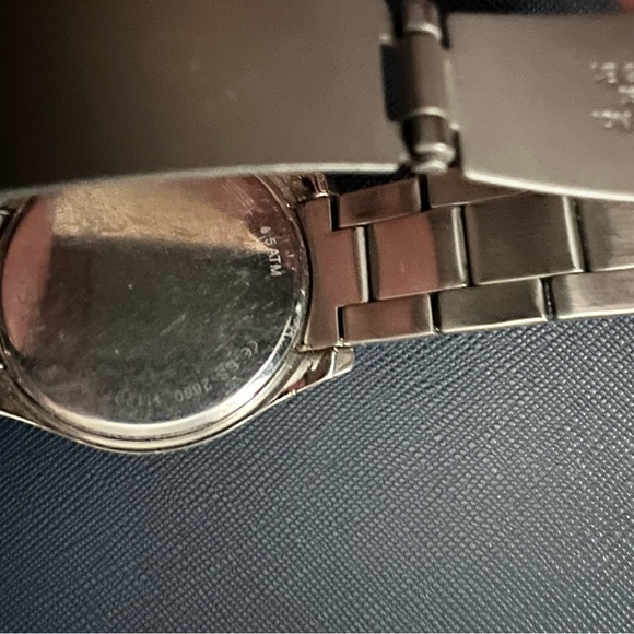 Fossil stainless steel watch (5atm) 3.5cm diameter - Picture 2 of 2